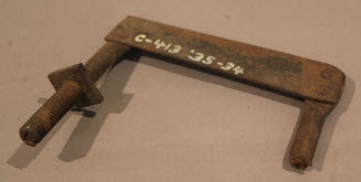 Shoe scraper