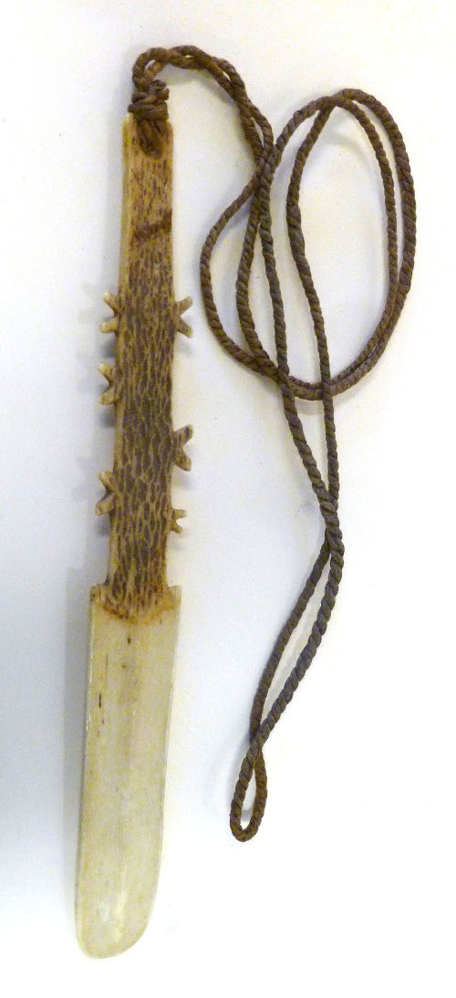 Snuff spoon, or izintschengula