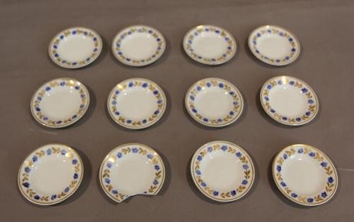 Doll plates