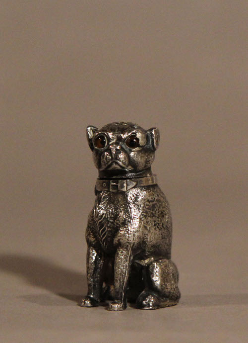 Pepper shaker