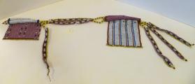 Beaded loindress