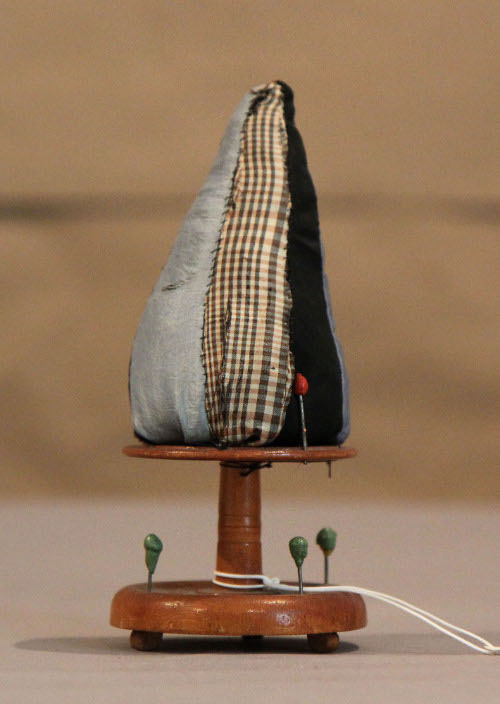 Pin cushion