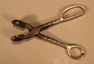 Tongs