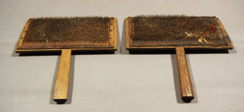 Wool cards, pair