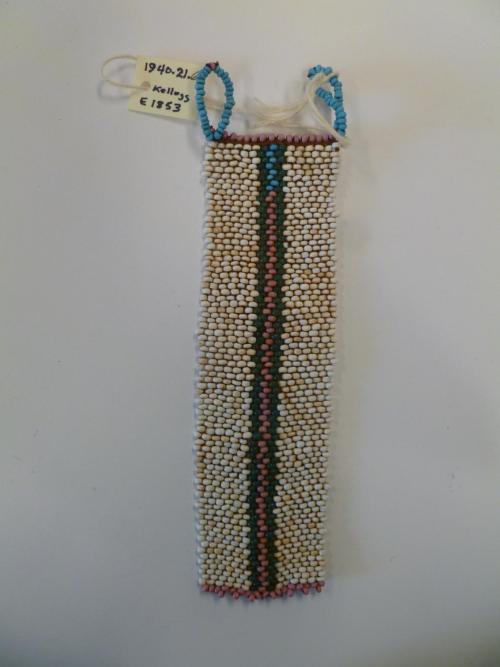 Beaded tab