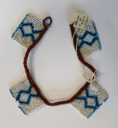 Tab necklace