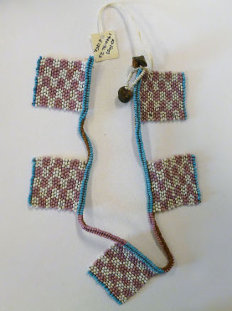Tab necklace