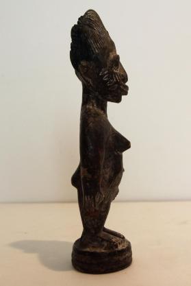 Ibeji figure