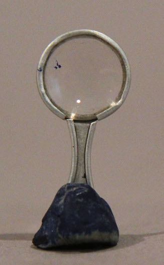 Magnifying glass