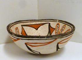 Drinking bowl