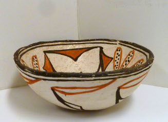 Drinking bowl