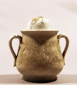 Sugar bowl