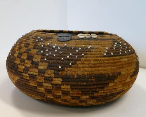 Basket with beadwork