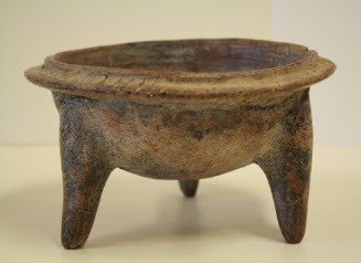 Tripod bowl