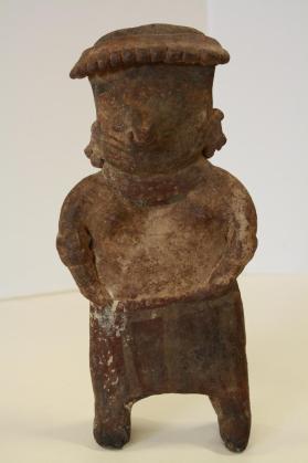 Flat pottery figure
