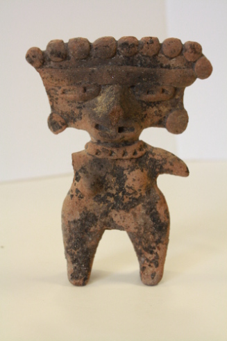 Flat pottery figure