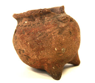 Tripod jar