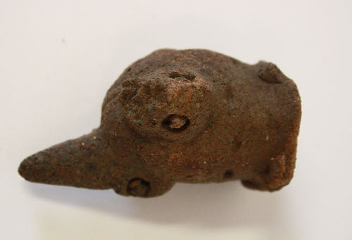 Tripod vessel