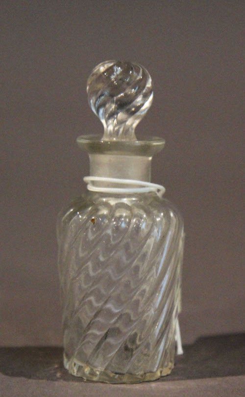Perfume bottle
