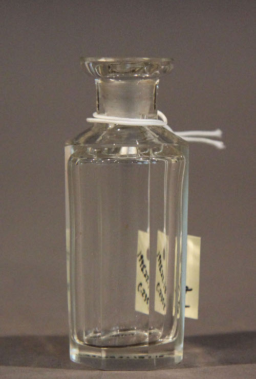 Perfume bottle