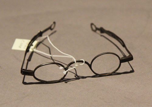 Spectacles
