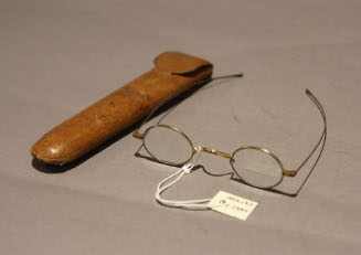 Spectacles