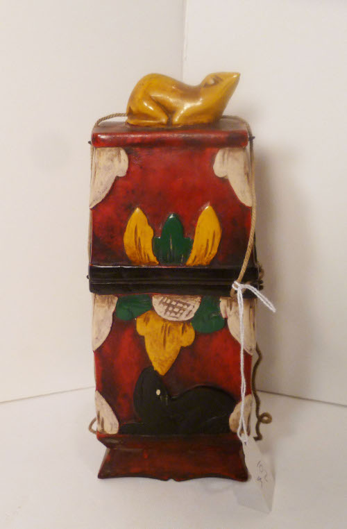 Wooden tobacco box