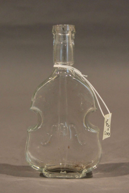 Perfume bottle