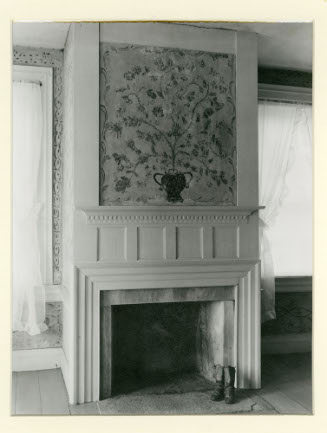 Gov. Galusha-S. Chamber mantel