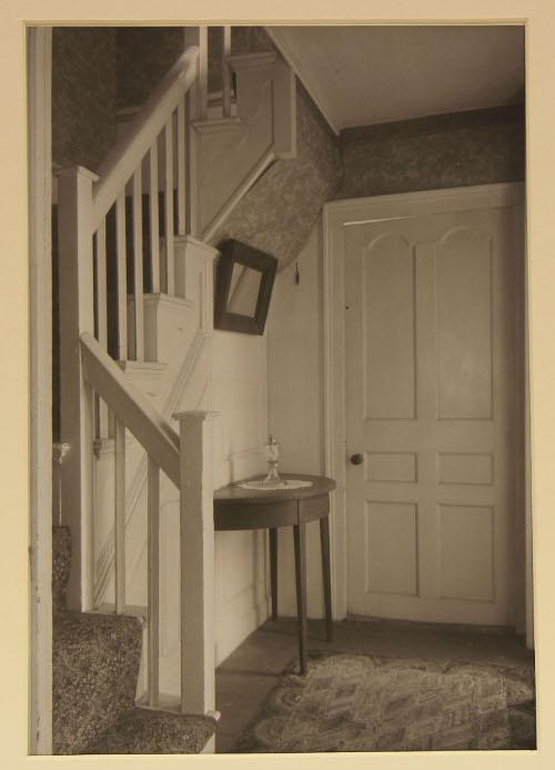 Windsor County, Norwich Olcutt-Johnson House, Entrance Hall and Stairs