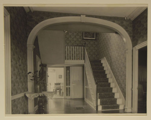 Chittenden Co. Jericho, Chittenden Chain House Hallway