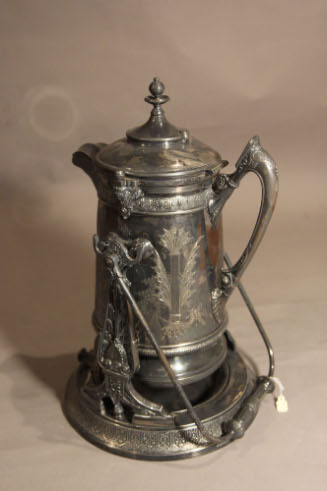 Ice pitcher