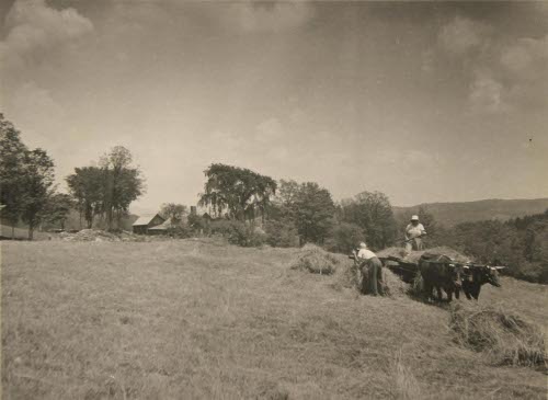 Windsor Co.-Chester   Chimney House view from Hayfield